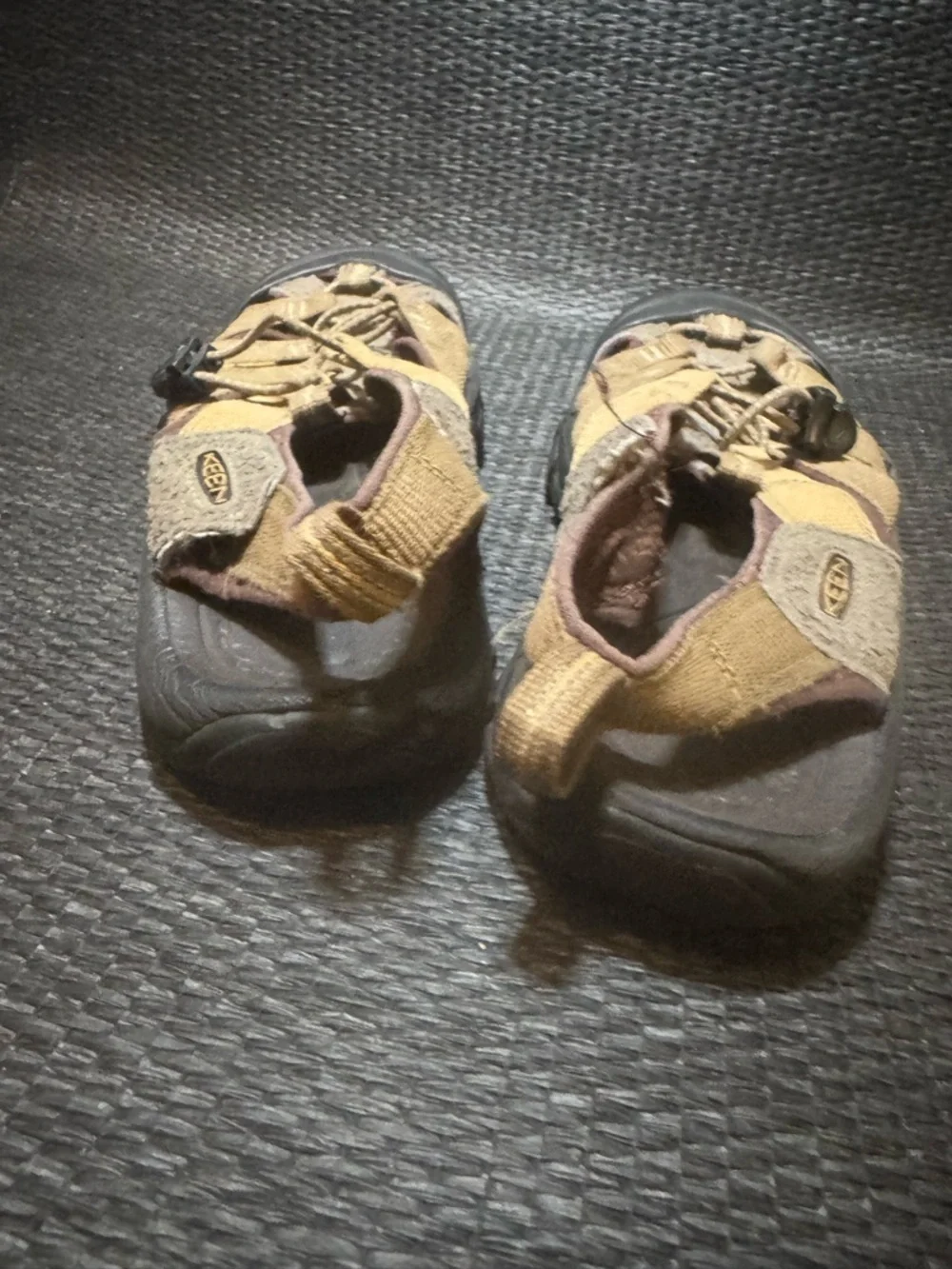 Keen durable closed